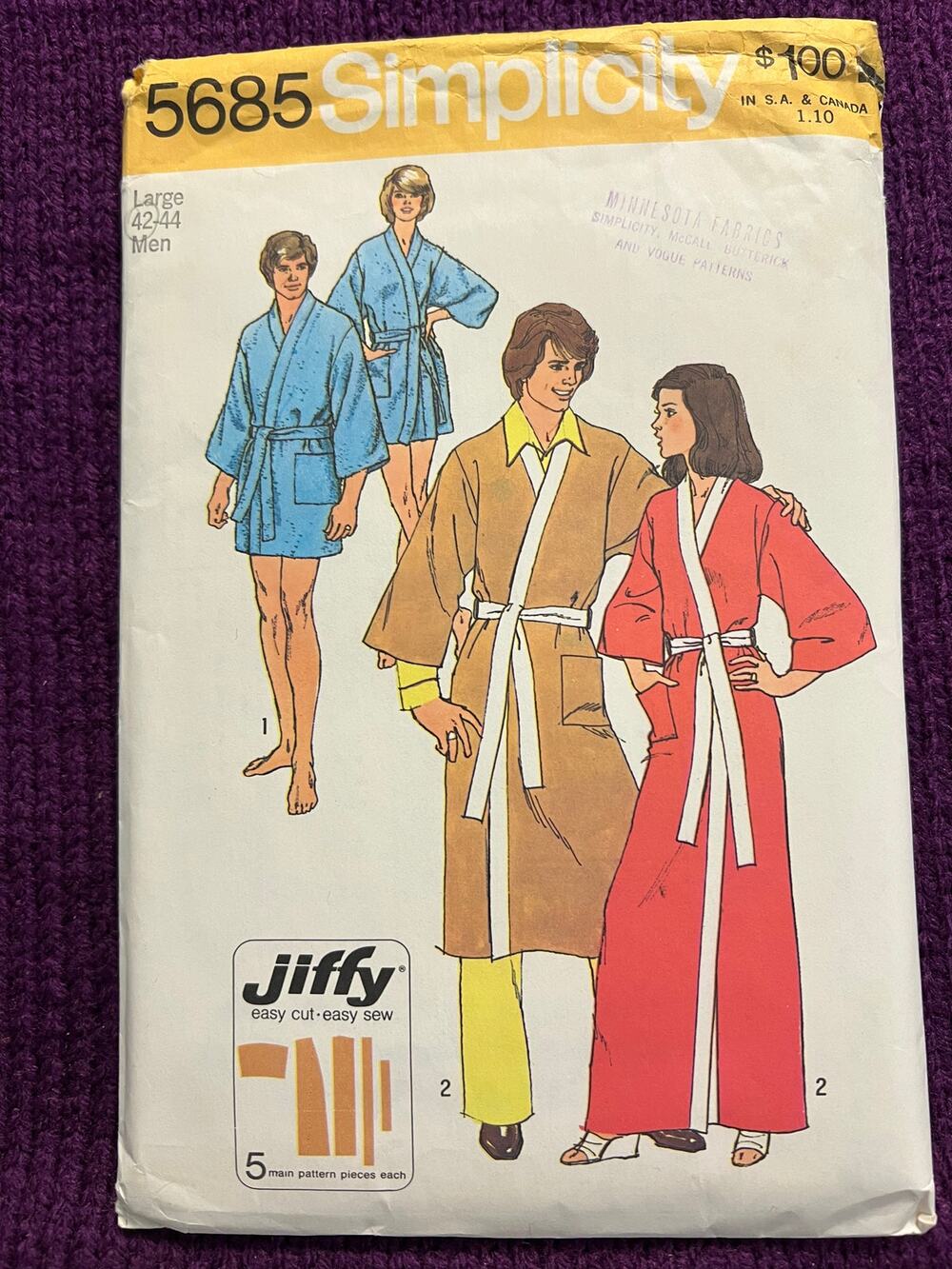 Simplicity 9507 unisex robe pattern